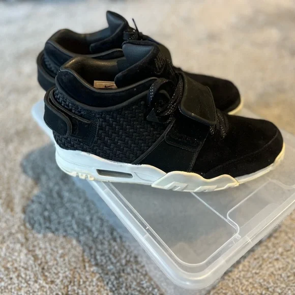 Nike victor Cruz mens shoe size 11 Victor Cruz Sneakers Nike Air Trainer Black/Black-Summit  main image 3